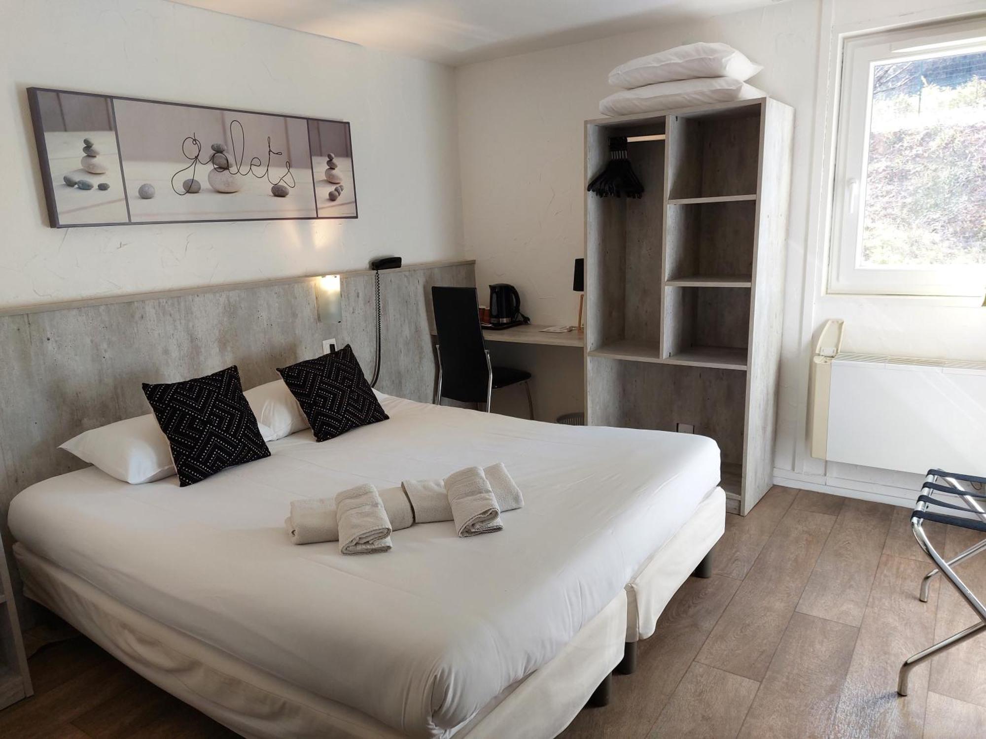 Brit Hotel Bosquet Carcassonne Cite 外观 照片